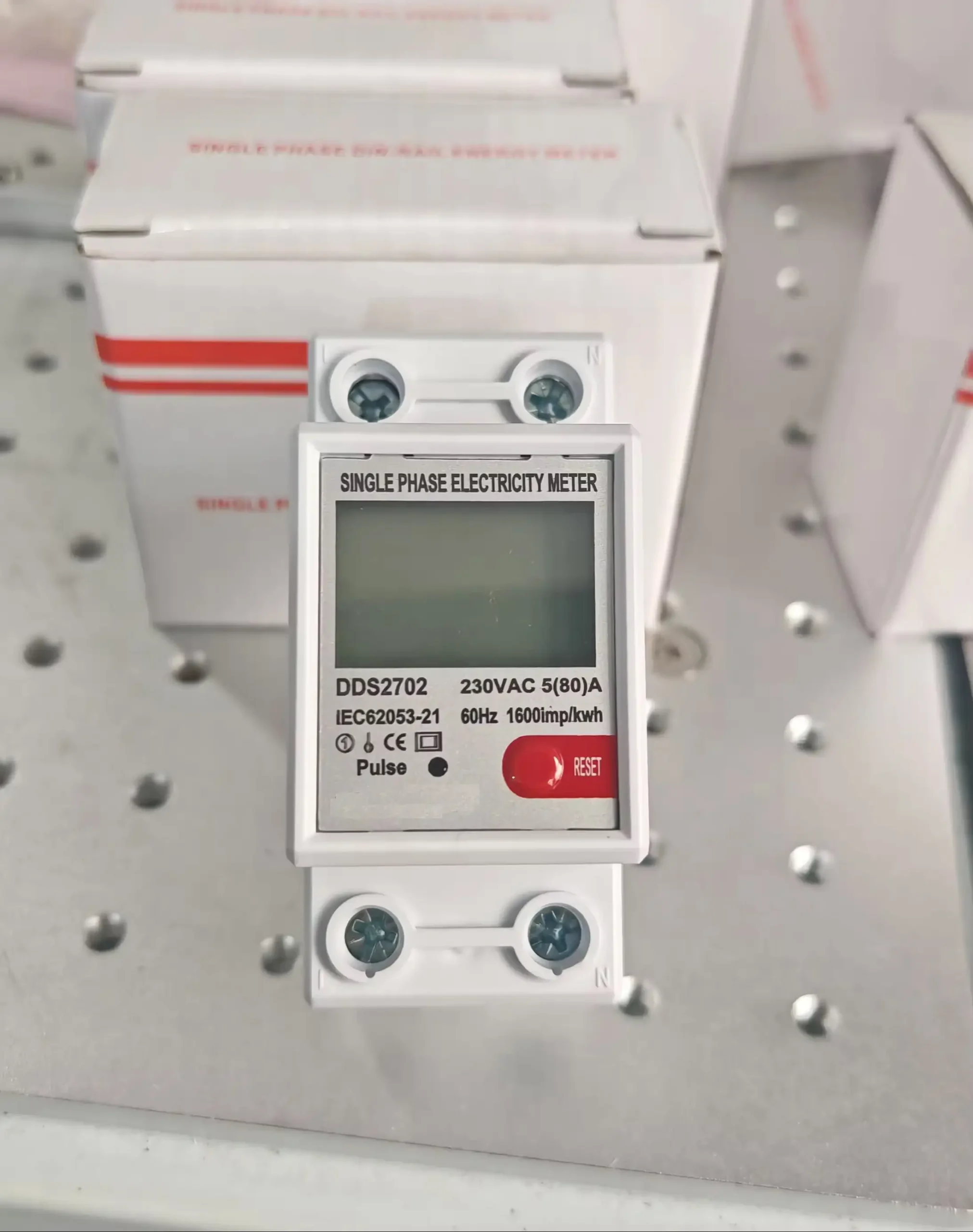 CHECK METER WITH RESET